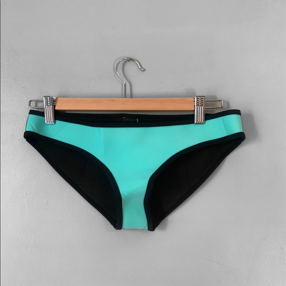 TRIANGL bikini with matching bag